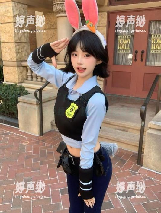 17吃瓜网 “17吃瓜网”带你走上这条不归的资讯线路,别说我没提醒你!