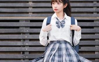 随便开个“51.com”网站，果然就能获得一整天的无尽遐想。
