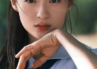 51cgfun苹果版：今晚瓜田找到了神秘的搭档，别瞧不起这瓜，味道可是越来越怪哦～