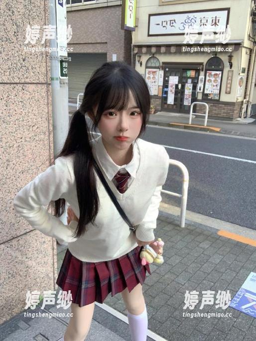 被‘51cgfun’的视频圈粉了，十分钟的剧情，足够让我绯闻不断。