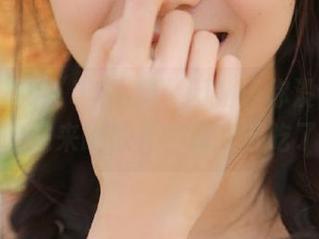 “51黑料”网站：你没见过的瓜吃起来啥味儿？真实开吃了！