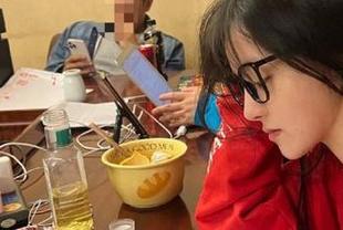 听说718.sx地址有成千上万的故事，我这就去开挖一波！