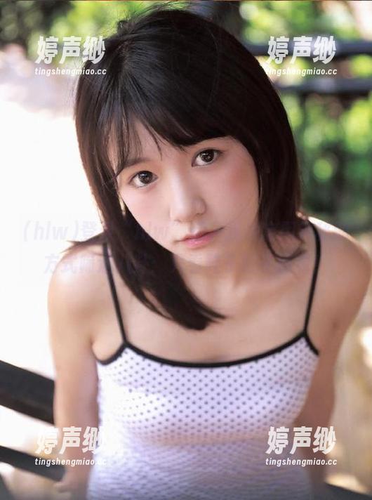 hlw 登录“hlw”后,我决定用神秘的方式筛选八卦:只看鞋子好不好看!