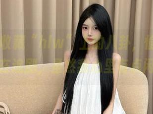 收藏“hlw”上的八卦，愉快得像是在追剧，虽然我心里有点闲。
