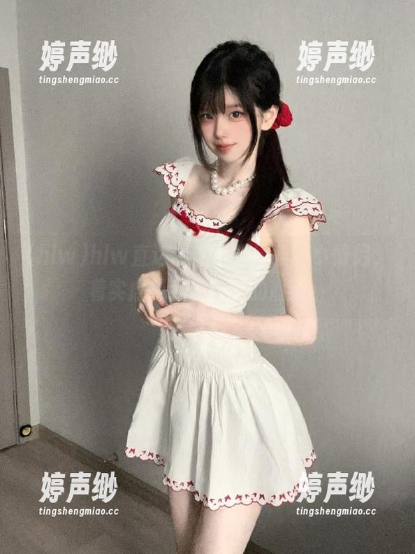 hlw直达：这对晒恩爱的小情侣，着实虐到我了，我的心累。