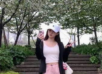 这些八卦都在等着你，快来www.吃瓜的传送门！