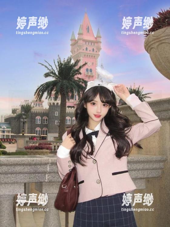 “www吃瓜网cc”安卓版：随着滑动屏幕，脑中满是吃瓜的冲动，心却在叹气。