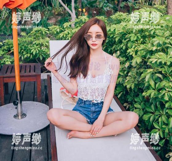 和朋友讨论“www吃瓜网top”的地址，结果她竟开始研究瓜的品种…果然是吃瓜专家啊。
