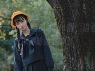 九一吃瓜的ios版，边看边乐，瓜和哈哈成双！