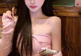 昨晚刷今日吃瓜51的网址，遇见大瓜的感觉还是蛮奇妙的。