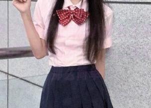 有态度的八卦怎么能少？快下载“66吃瓜不打烊”，天上掉馅饼也没那么简单