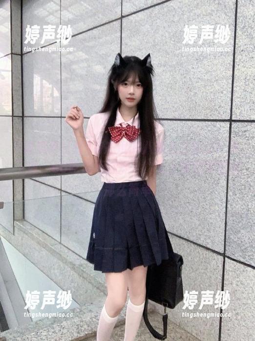 有态度的八卦怎么能少？快下载“66吃瓜不打烊”，天上掉馅饼也没那么简单