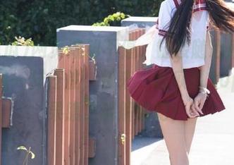 网页滚动不停，链接随心所欲，像吃瓜一样任性，快来“吃瓜瓜.top”把果腹之谜解锁吧！