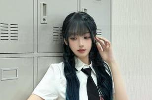 在线吃瓜网：吃瓜必备，办公室也能瓜友在线聚集！