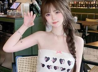 最新剧情就是“吃瓜网91”更新了！我开始怀疑人生了…食欲被八卦打压啊。