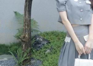 吃瓜网更新：这个朝阳下有什么特别的瓜呀，快来边吃边聊吧！