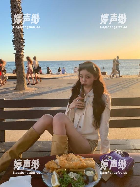 吃瓜网 点开“吃瓜网”APP,视频里的瓜怎么就那么下头呢?