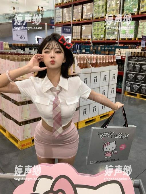 每次登录“吃瓜网址”，都像打开了好几扇窗，看热闹真的是一把好手。