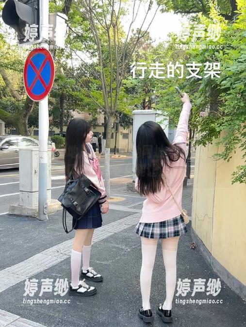 吃瓜聚集地网址：隔着屏幕的尴尬，真实的感受总能让人心口一紧