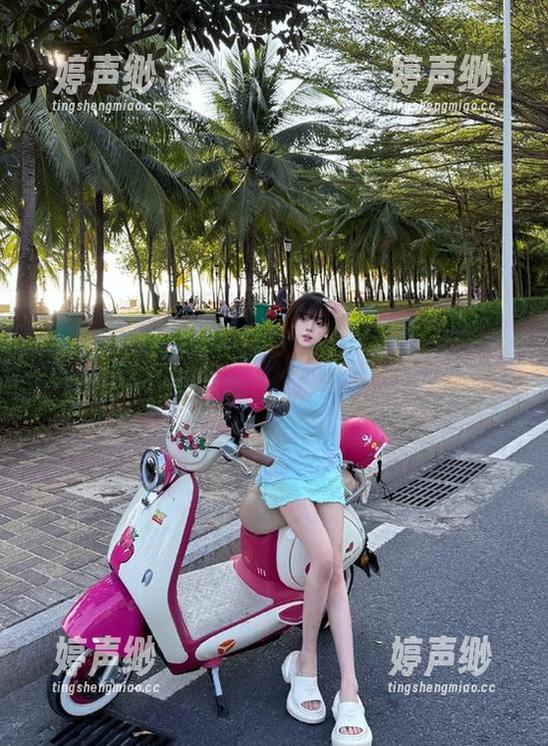 我爱吃瓜 加入“我爱吃瓜”,永不迷路,免费吃瓜助你快速追上热议!