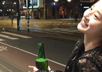 “扒哥黑料”来袭！最新app免费上线，我的好奇心已经顶不住了！