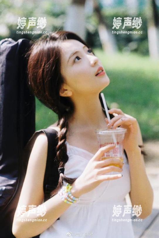 如果“黑料不打烊”网站能给我点正能量，那上面的大瓜我就多吃几口吧！
