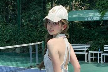 再次被“黑料不打烊万里长征”的资源劝退，心里一万只草泥马在奔腾。
