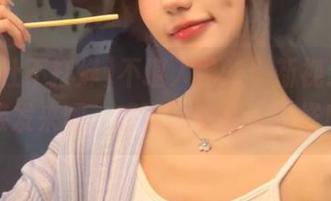 不堪入目的最新视频，链接发来吧，感谢黑料社不打烊！